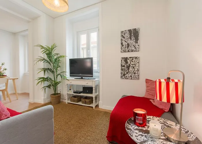 Charming Apartment For A Great Stay In Lisbon